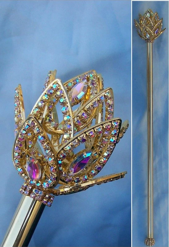 Triana Aurora Borealis Scepter