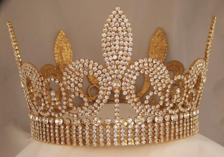 College Homecoming King Crown